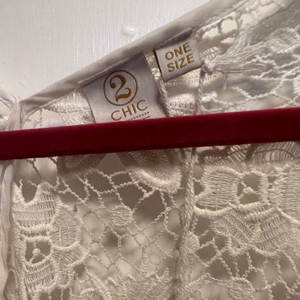 NWT Lace Coverlet One Size - Picture 3 of 4